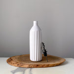 Load image into Gallery viewer, Carved Oil Pourer
