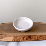 Load image into Gallery viewer, Mono-Coloured Jewelry Dishes
